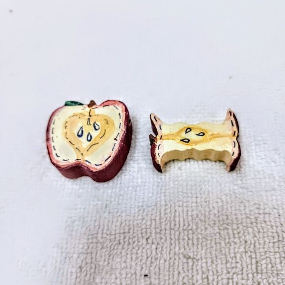 Vintage 2 Apple Shaped Wooden Beads Red Jewelry Making Crafts Loose Art Supply - Picture 10 of 13